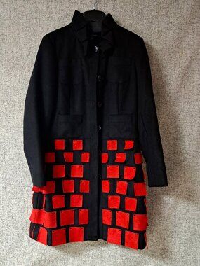 NICE SAMUEL DONG BLACK WINTER COAT W RED SQUARE DESIGN LADIES SIZE SM